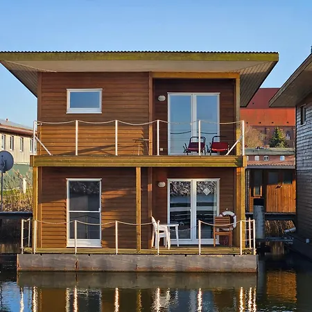 Floating - Schwimmende - Haus 3 Ferienhaus *